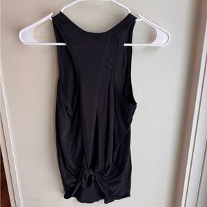 Lululemon size 4 Black Sleeveless Knot-Back Top